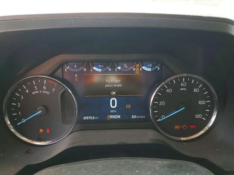 2023 FORD EXPEDITION XLT  