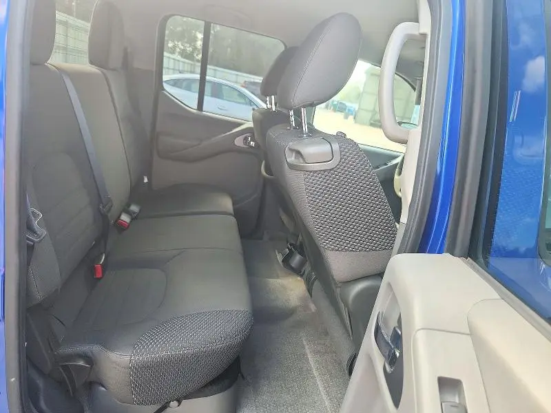 2012 NISSAN FRONTIER S  