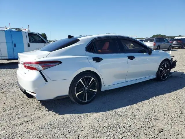 2019 TOYOTA CAMRY XSE  