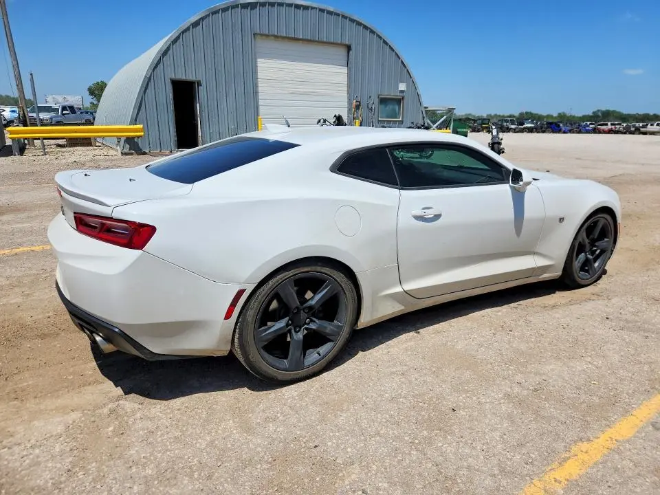 2016 CHEVROLET CAMARO LT  
