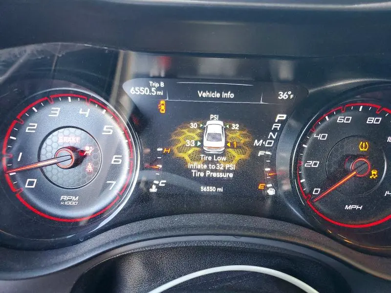 2020 DODGE CHARGER SXT  