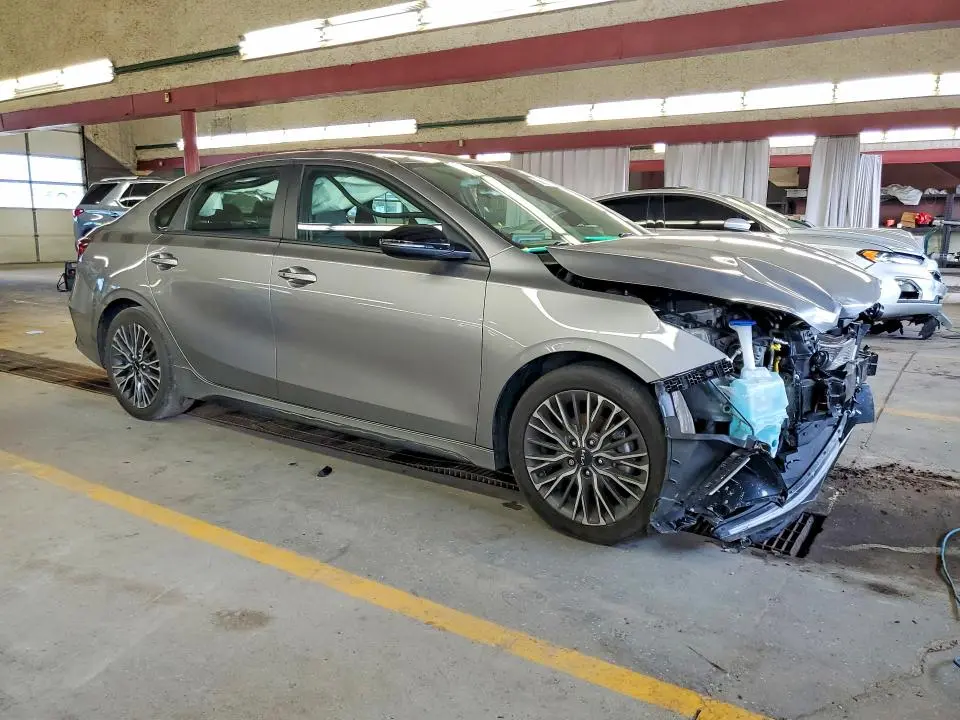 2023 KIA FORTE GT LINE  