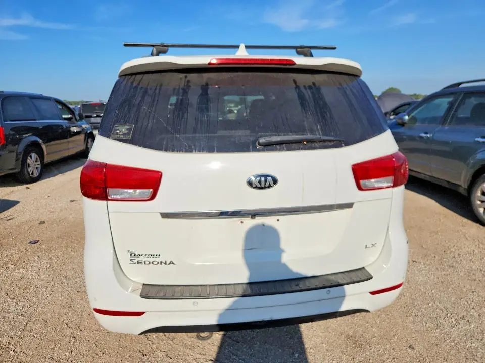 2016 KIA SEDONA LX  