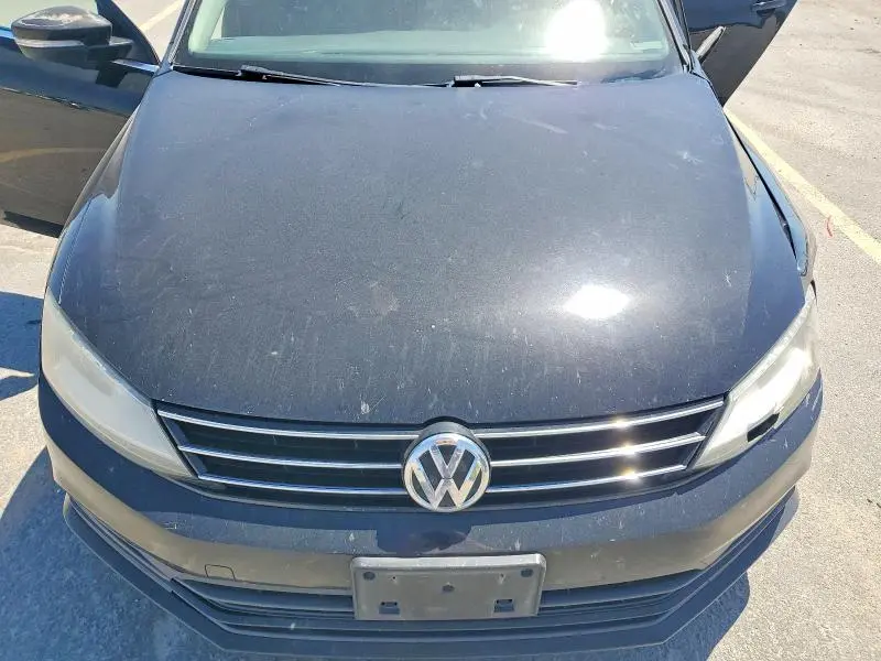 2017 VOLKSWAGEN JETTA SE  