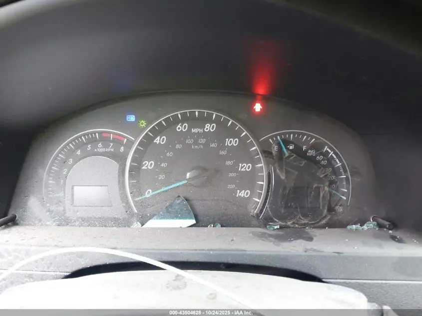 2014 TOYOTA CAMRY LE