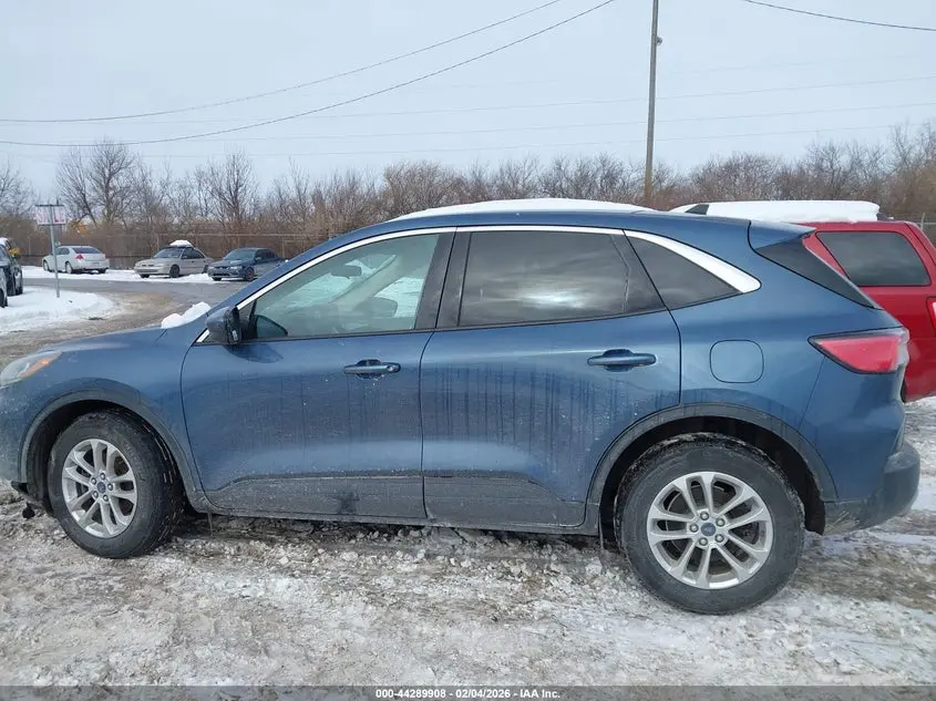 2020 FORD ESCAPE SE