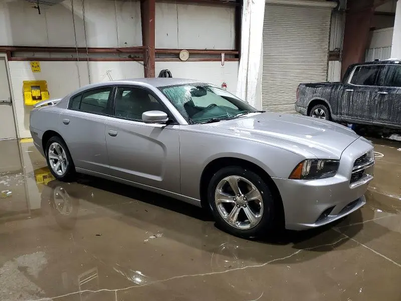 2014 DODGE CHARGER SE  
