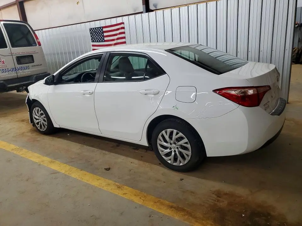 2018 TOYOTA COROLLA LE  