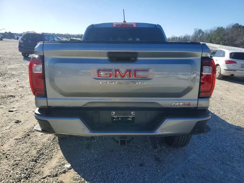 2023 GMC CANYON AT4  