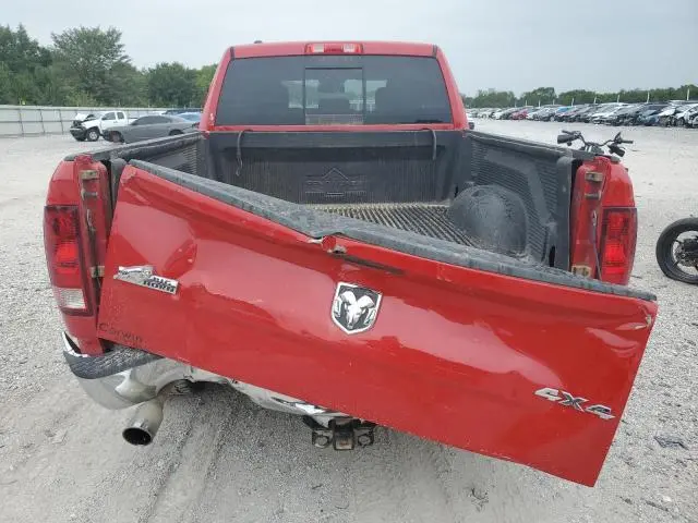 2016 RAM 1500 SLT  