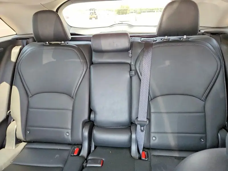 2019 INFINITI QX50 LUXE  
