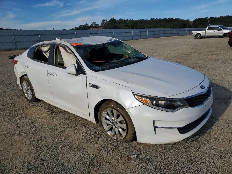 2017 KIA OPTIMA LX  