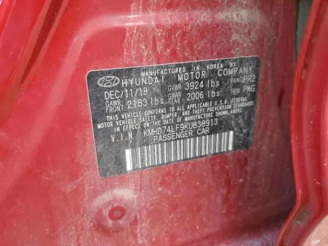 2019 HYUNDAI ELANTRA SE  