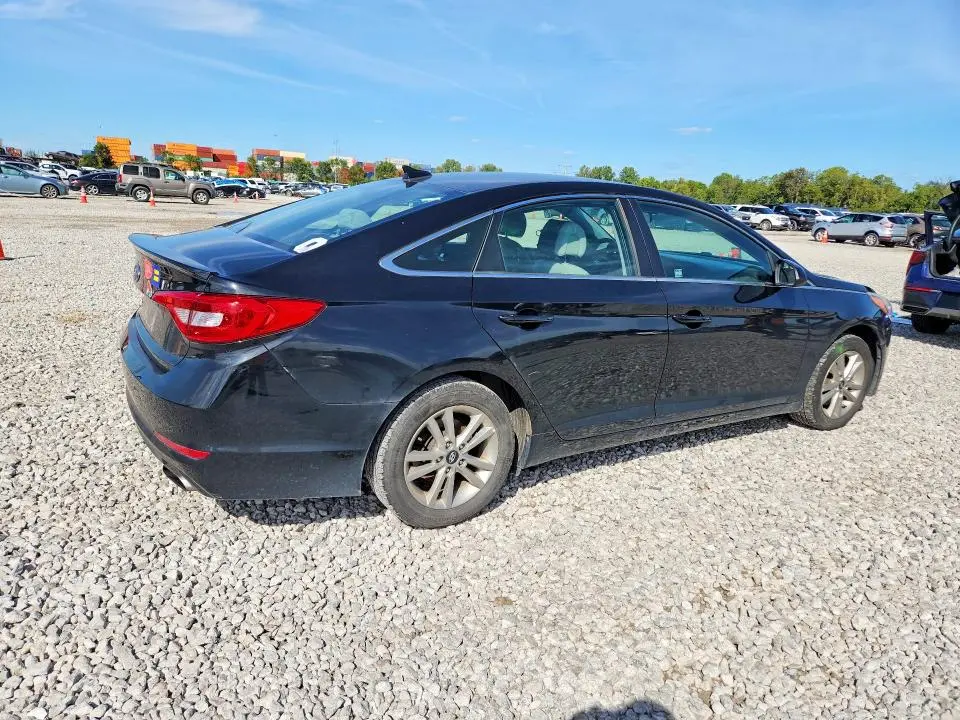 2017 HYUNDAI SONATA SE  