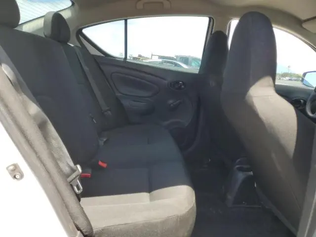 2016 NISSAN VERSA S  
