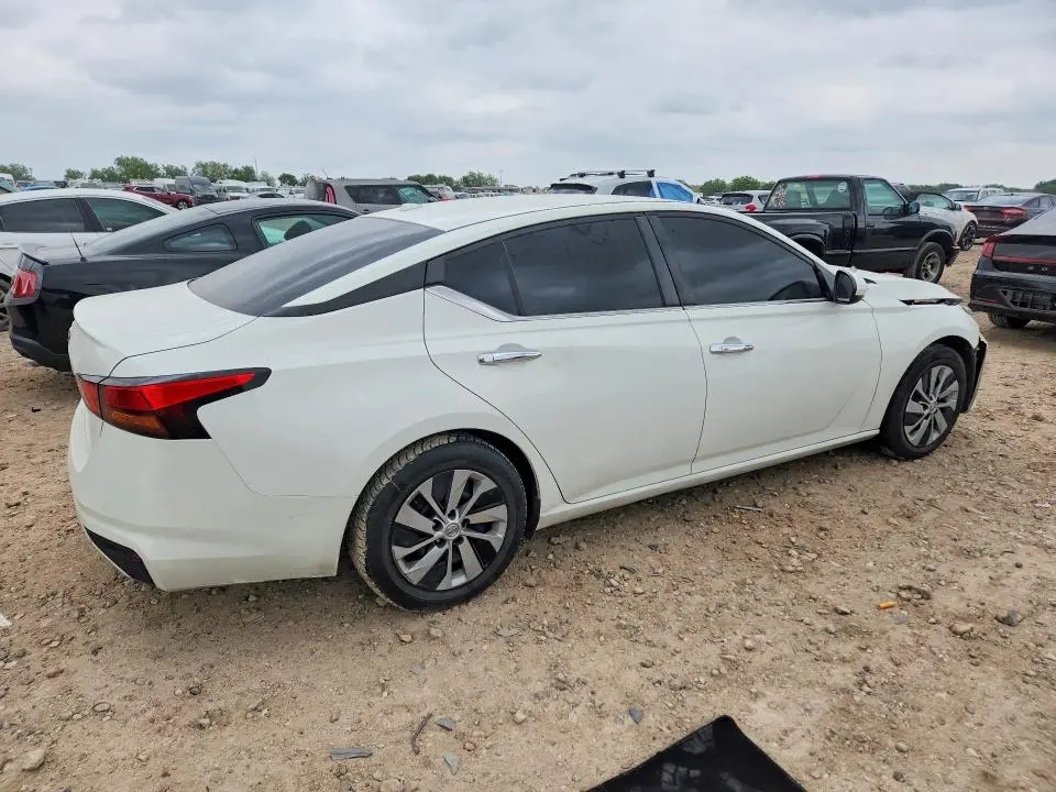 2020 NISSAN ALTIMA S  
