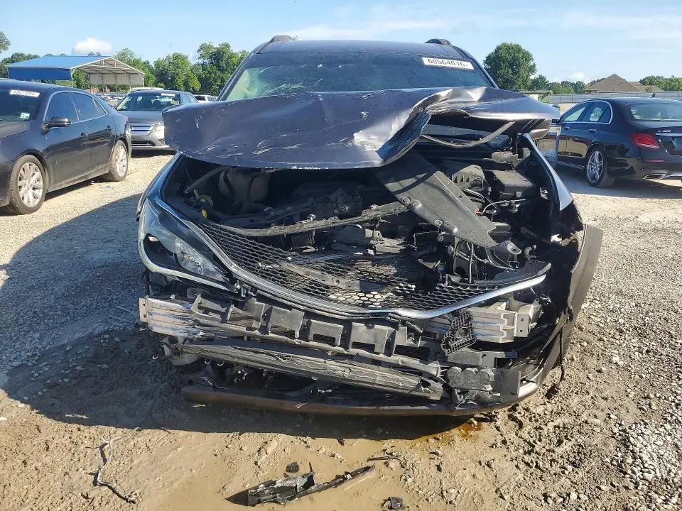 2017 CHRYSLER PACIFICA TOURING L  