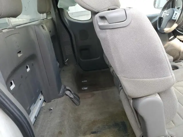 2014 NISSAN FRONTIER S  