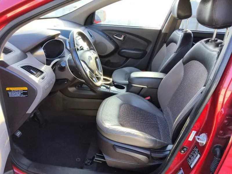 2011 HYUNDAI TUCSON GLS  