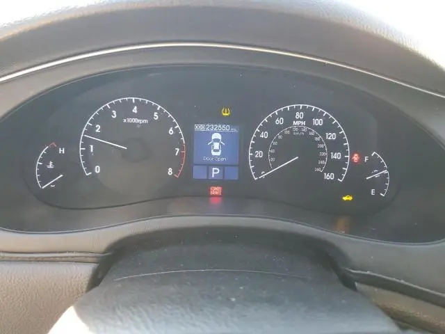 2012 HYUNDAI GENESIS 3.8L