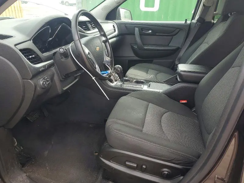 2015 CHEVROLET TRAVERSE LT  