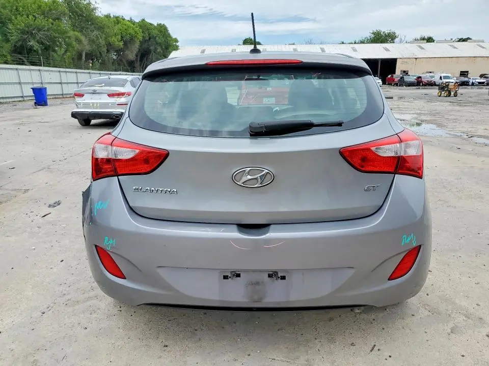 2016 HYUNDAI ELANTRA GT BASE  