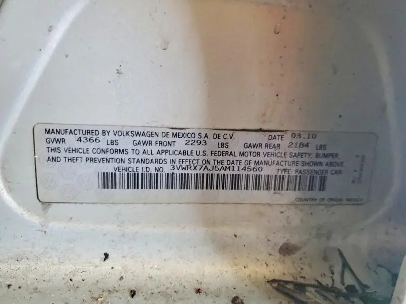 2010 VOLKSWAGEN JETTA SE  