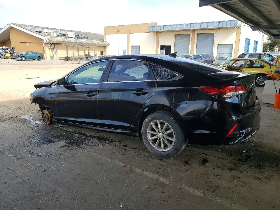2019 HYUNDAI SONATA SE  