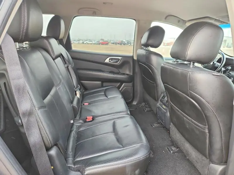2014 NISSAN PATHFINDER SL  