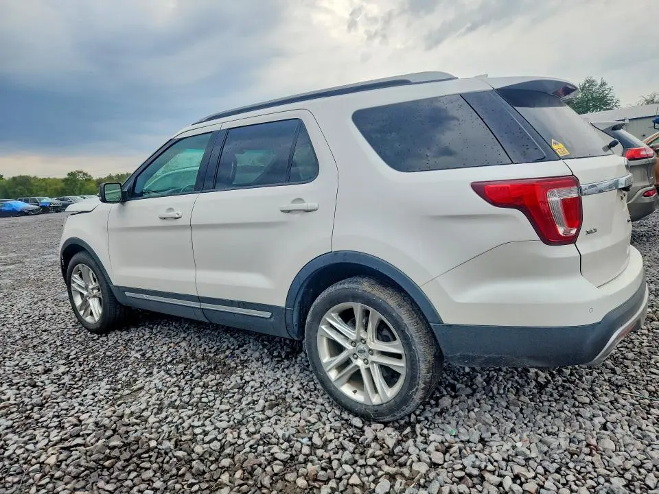 2017 FORD EXPLORER XLT  