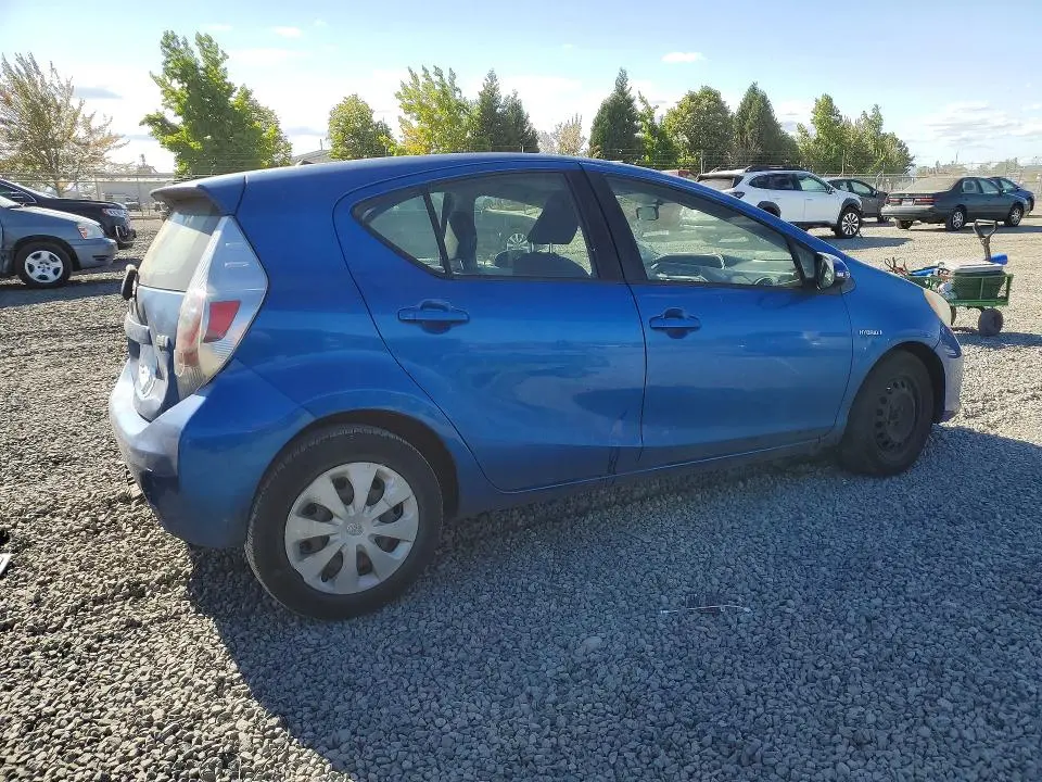 2013 TOYOTA PRIUS C TWO  