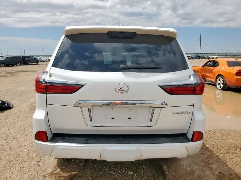2018 LEXUS LX 570  
