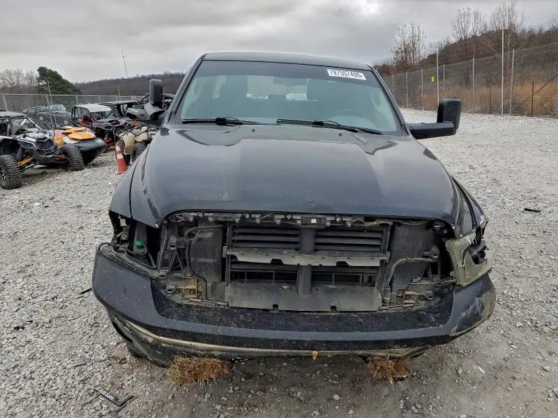 2014 RAM 1500 SLT  