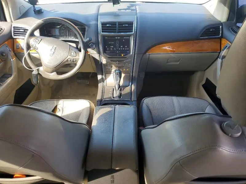 2011 LINCOLN MKX   