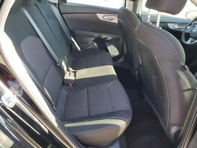 2024 KIA FORTE LX