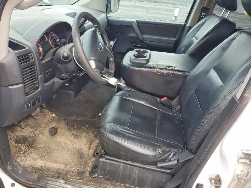 2014 NISSAN TITAN S  