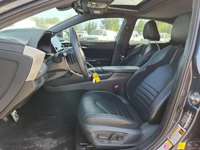 2019 TOYOTA AVALON XLE  