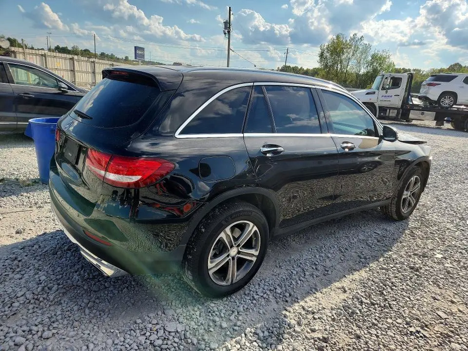 2017 MERCEDES-BENZ GLC 300  