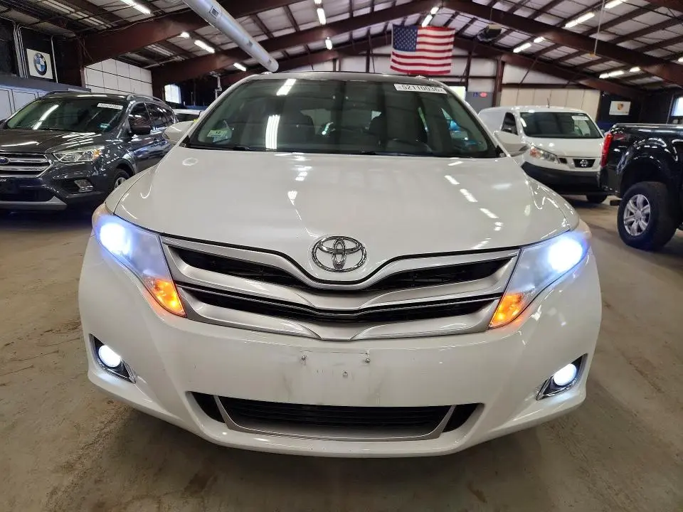 2013 TOYOTA VENZA XLE  