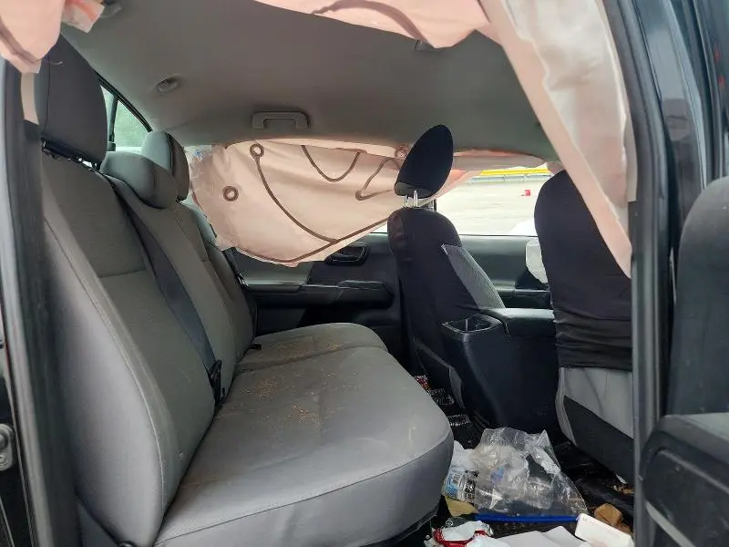 2018 TOYOTA TACOMA SR  