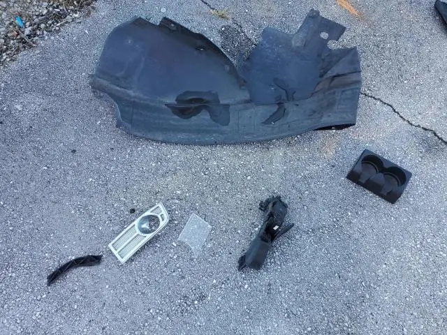 2011 CHEVROLET COLORADO LT  