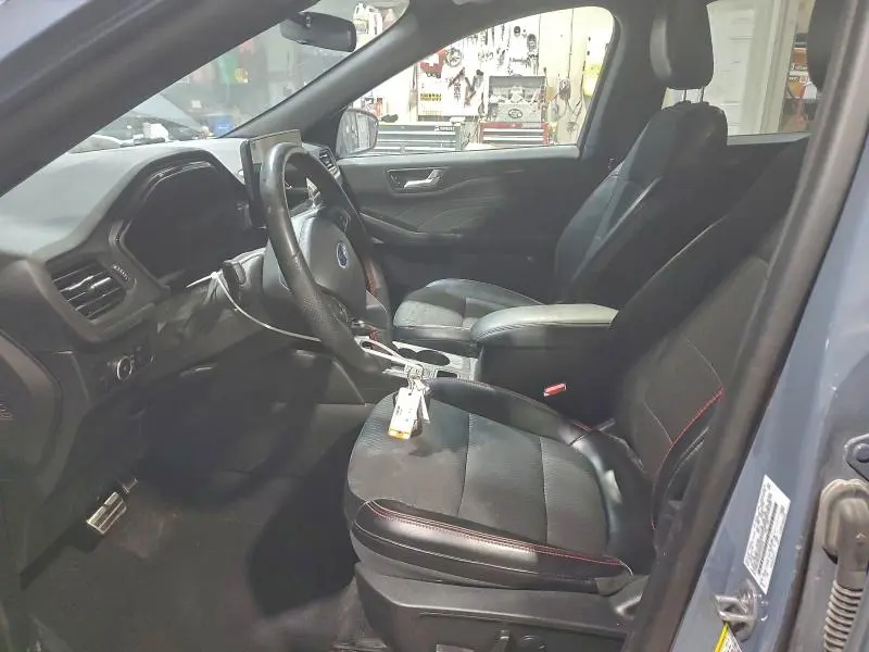 2023 FORD ESCAPE ST LINE SELECT  