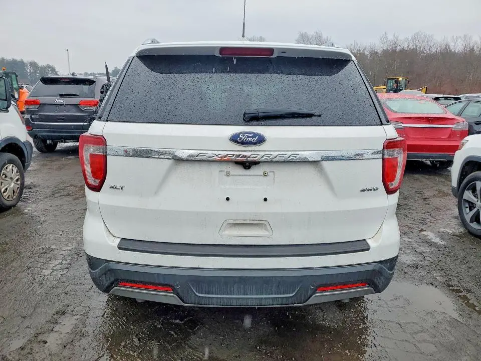 2019 FORD EXPLORER XLT  