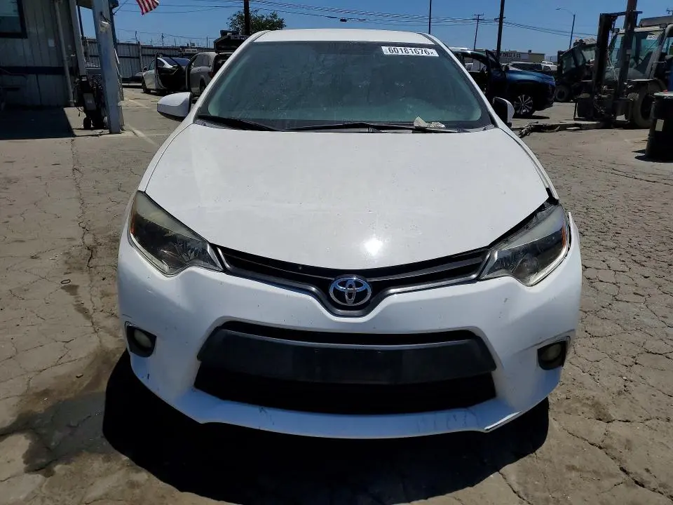 2014 TOYOTA COROLLA LE PLUS  