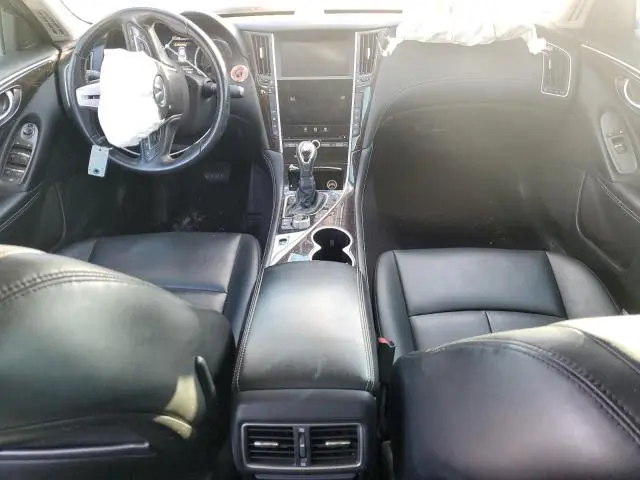 2018 INFINITI Q50 LUXE  
