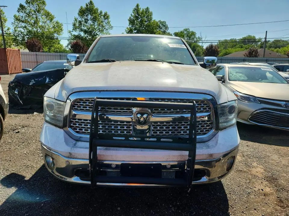 2015 RAM 1500 LARAMIE  