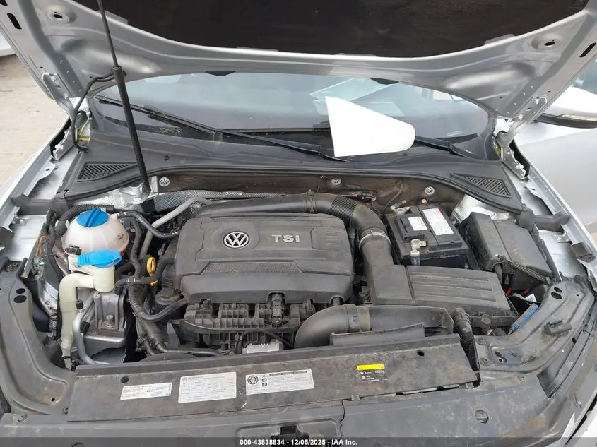 2017 VOLKSWAGEN PASSAT 1.8T SE