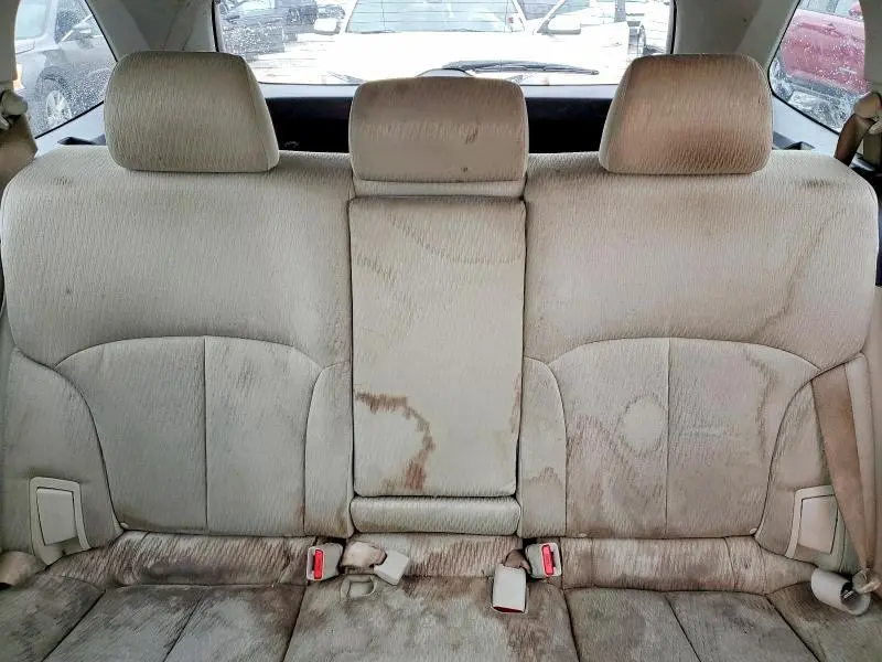 2010 SUBARU OUTBACK 2.5I PREMIUM  