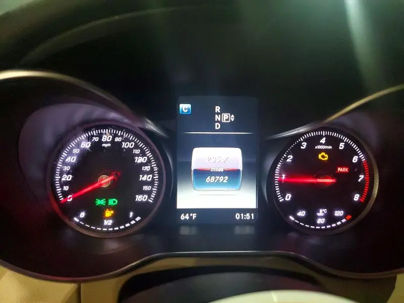 2015 MERCEDES-BENZ C 300  