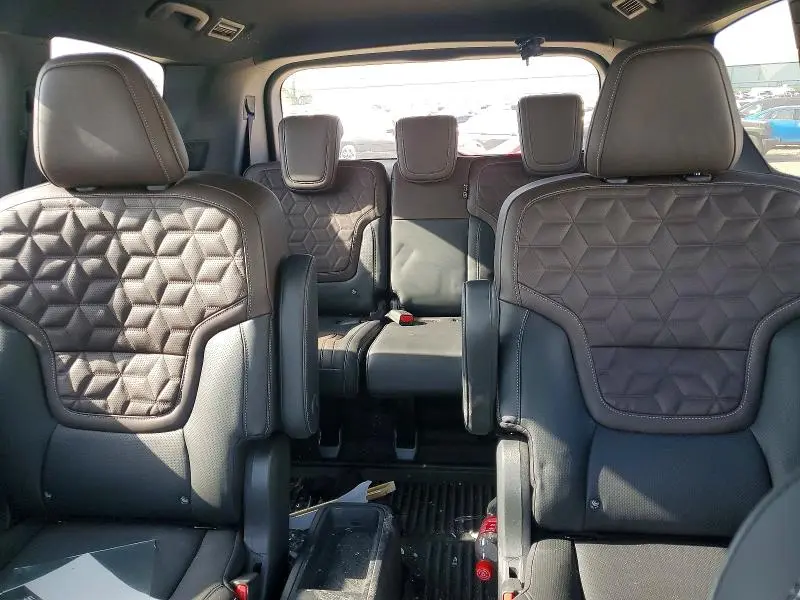 2025 NISSAN ARMADA PLATINUM  